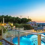 Esthisis Chania Apartment Platanias (Crete)